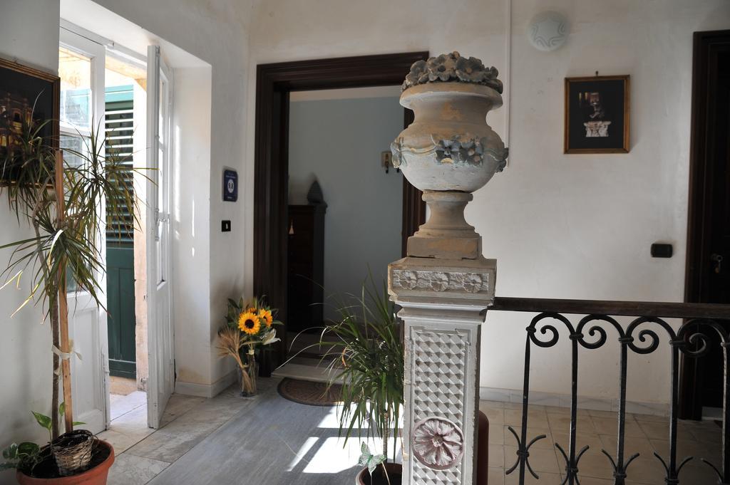 Kalote' On The Roof Apartments Noto Ngoại thất bức ảnh